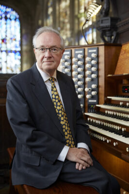 Stephen Cleobury at the King's Chapel organ console